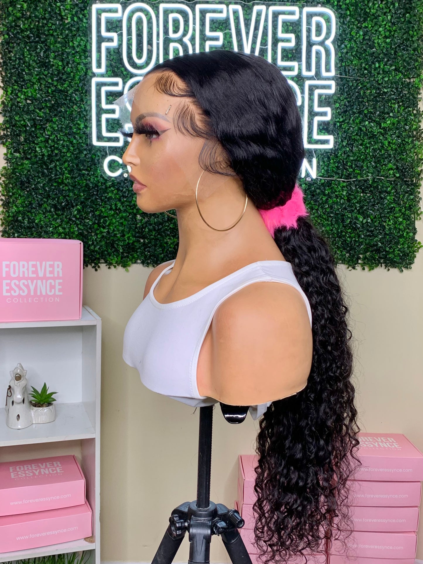 Frontal Wig Construction
