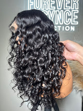 Cargar imagen en el visor de la galería, ZURI: raw Indian curly
