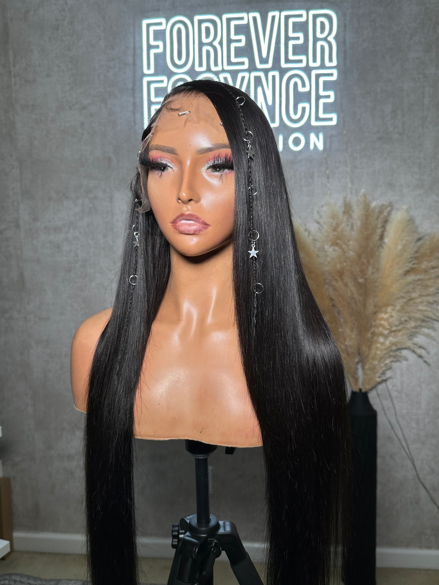 JT - 26” hd frontal wig